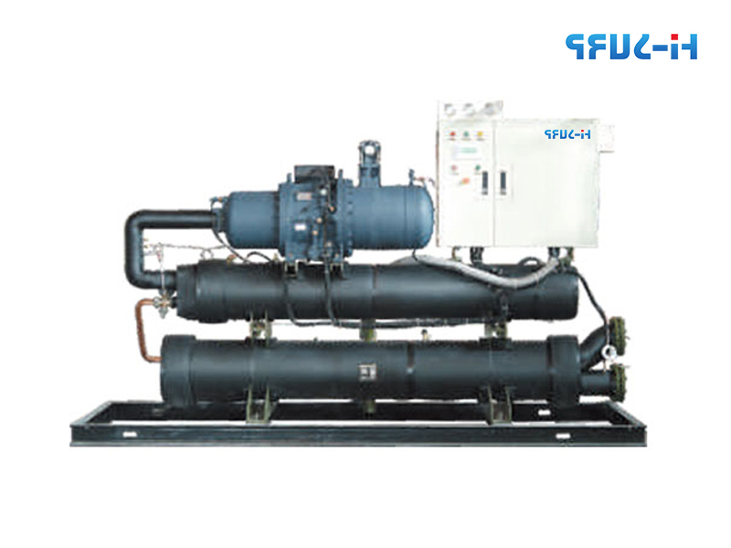 螺杆式冷水机组